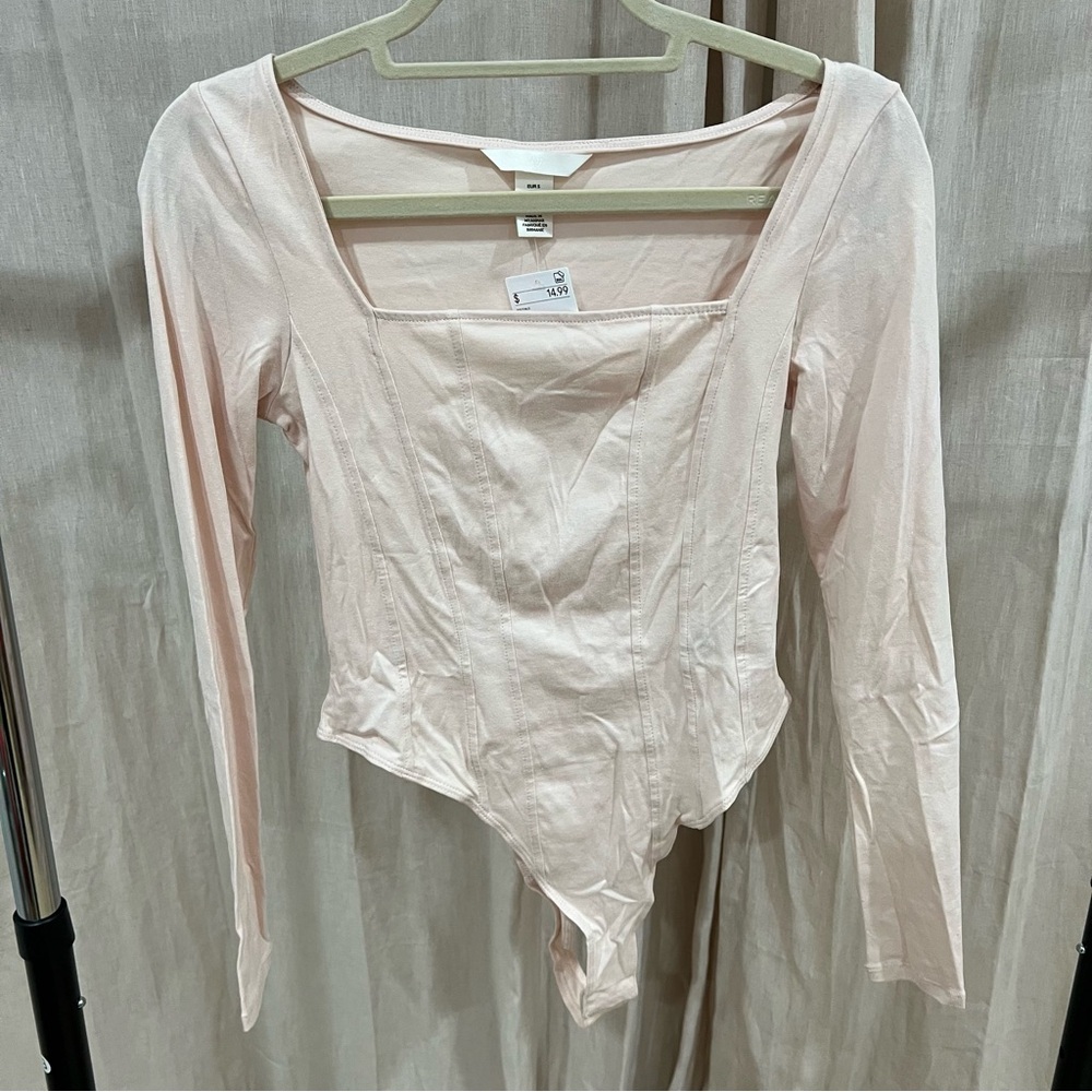 H&M Light Pink Long Sleeve Bodysuit